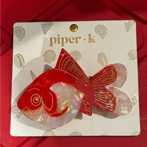 NWT Piper K Orange and White GoldFish hair claw clip